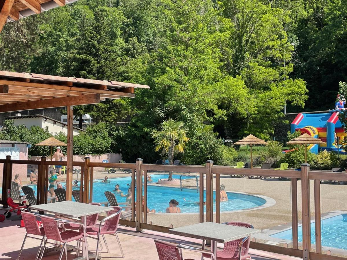 Camping Avec Piscine Et Riviere A Tournon Sur Rhone Ardeche Eksteriør bilde